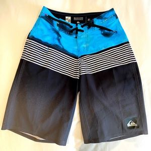 Quicksilver boys board shorts new without tags.